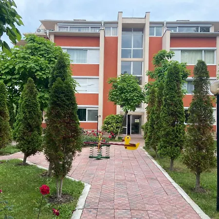 Studio - Sleeps 4 & Access To Pools Lägenhet